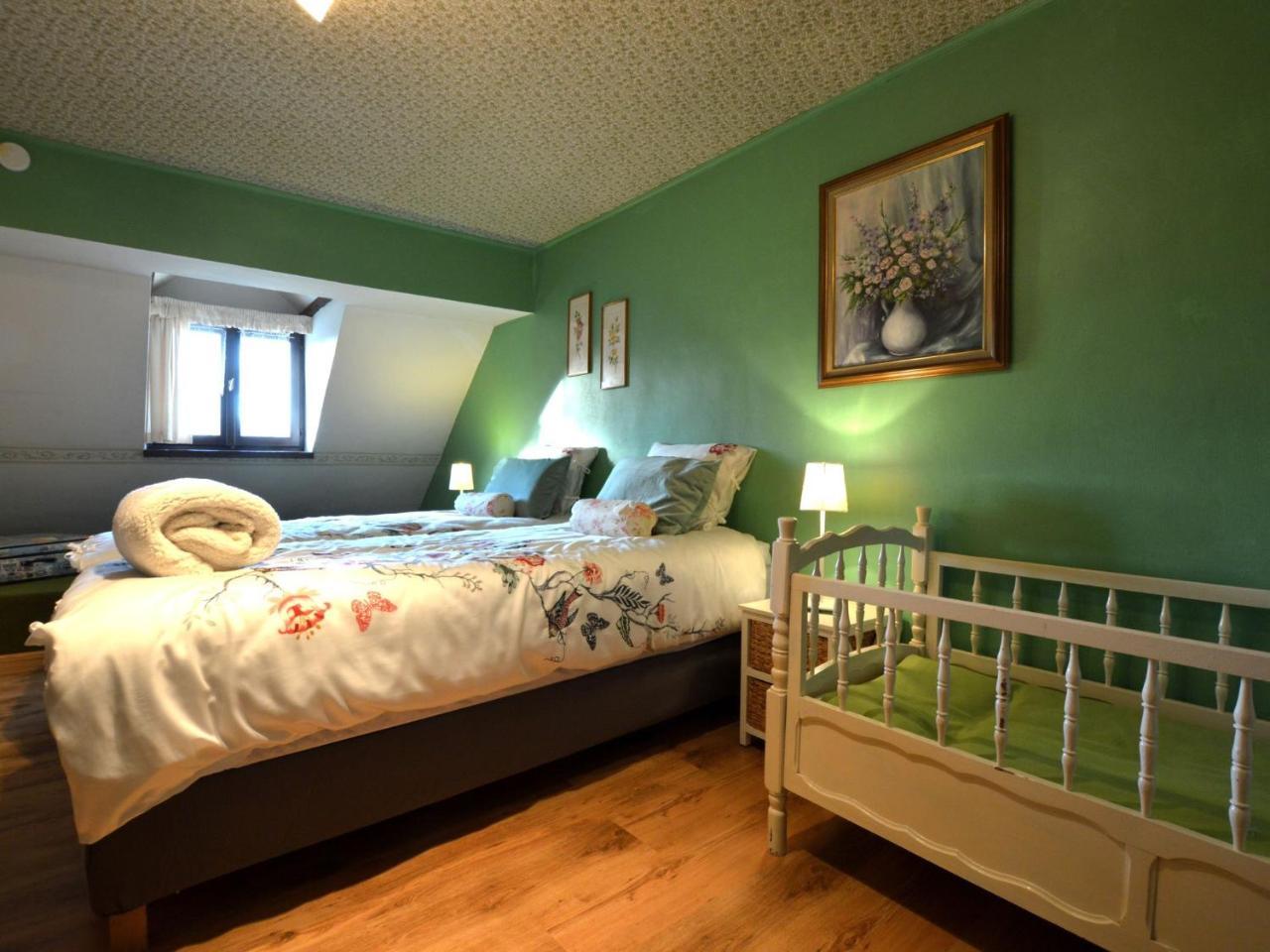 Cozy In With Large Garden Malmedy